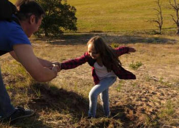 Healthy Eating on the Go: Tips for Maintaining a Balanced Diet While Traveling